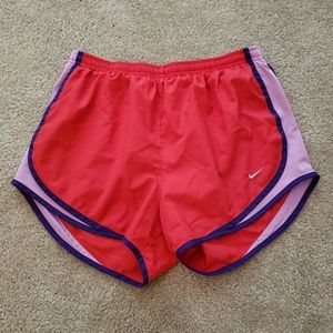 NIKE tempo shorts